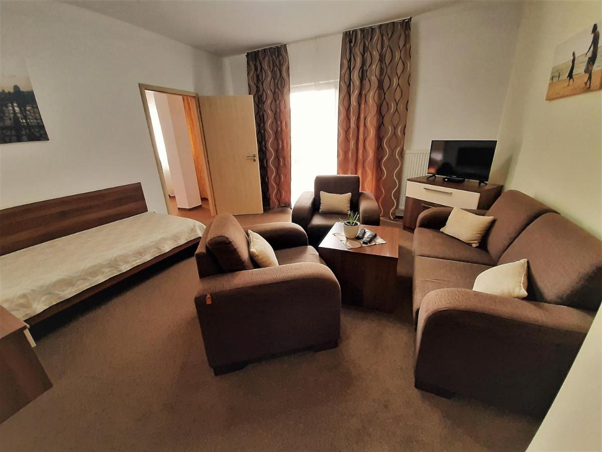 Melrose Apartments Братислава Екстер'єр фото