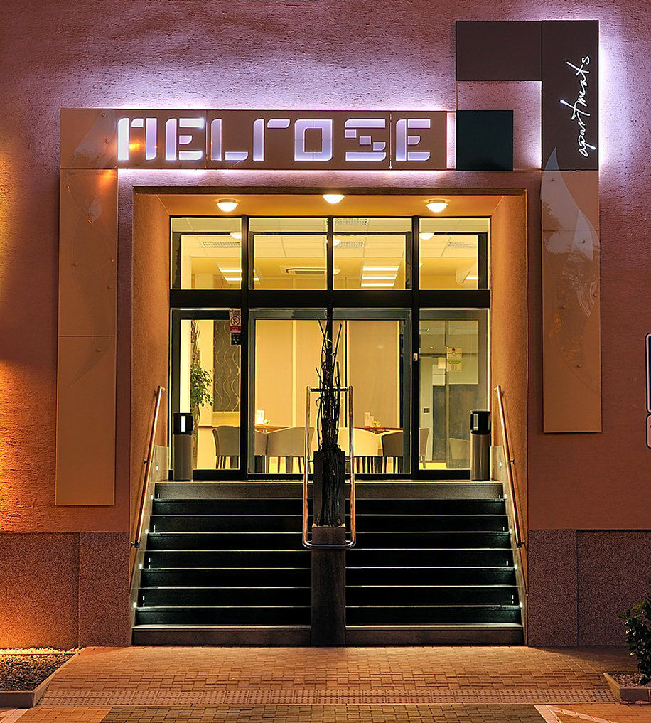 Melrose Apartments Братислава Екстер'єр фото