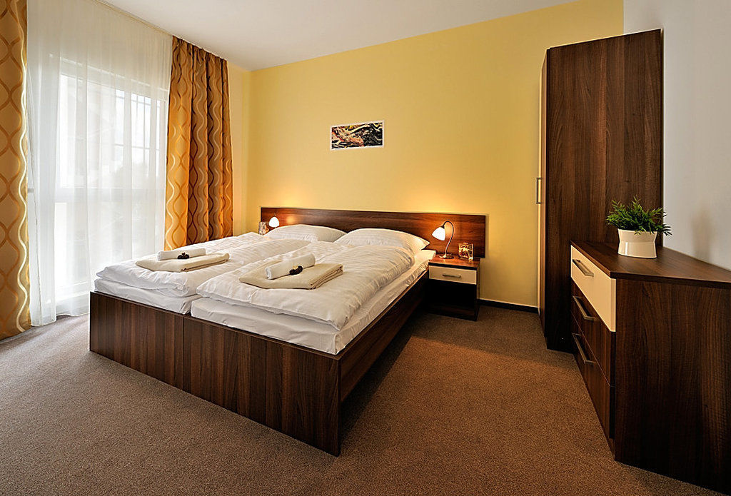 Melrose Apartments Братислава Екстер'єр фото